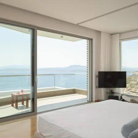 Villa Villa Candia Lux, Cliffside Retreat & Beach Access, By Thinkvilla