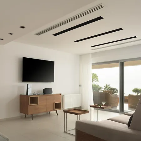 Candia Lux, Heated Pool & Beachfront Access, By Thinkvilla Villa