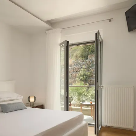 Candia Lux, Heated Pool & Beachfront Access, By Thinkvilla * Palaiokastro (Crete)