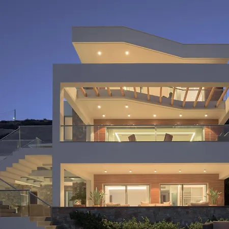 Candia Lux, Heated Pool & Beachfront Access, By Thinkvilla Villa *